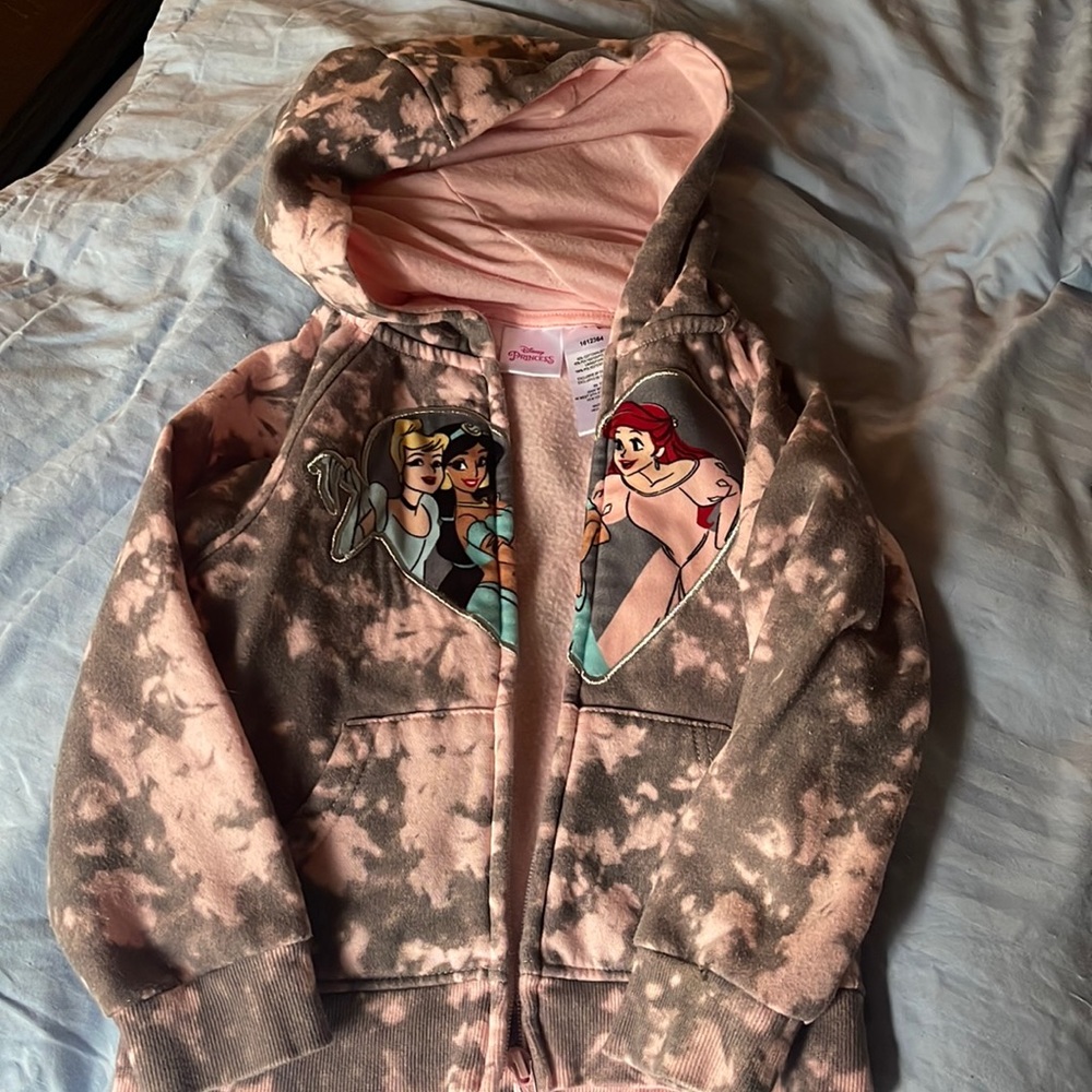 Disney Princess 4T sweater